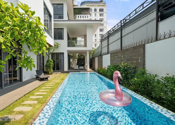 Palm Garden Luxury Villa Near My Khe Beach